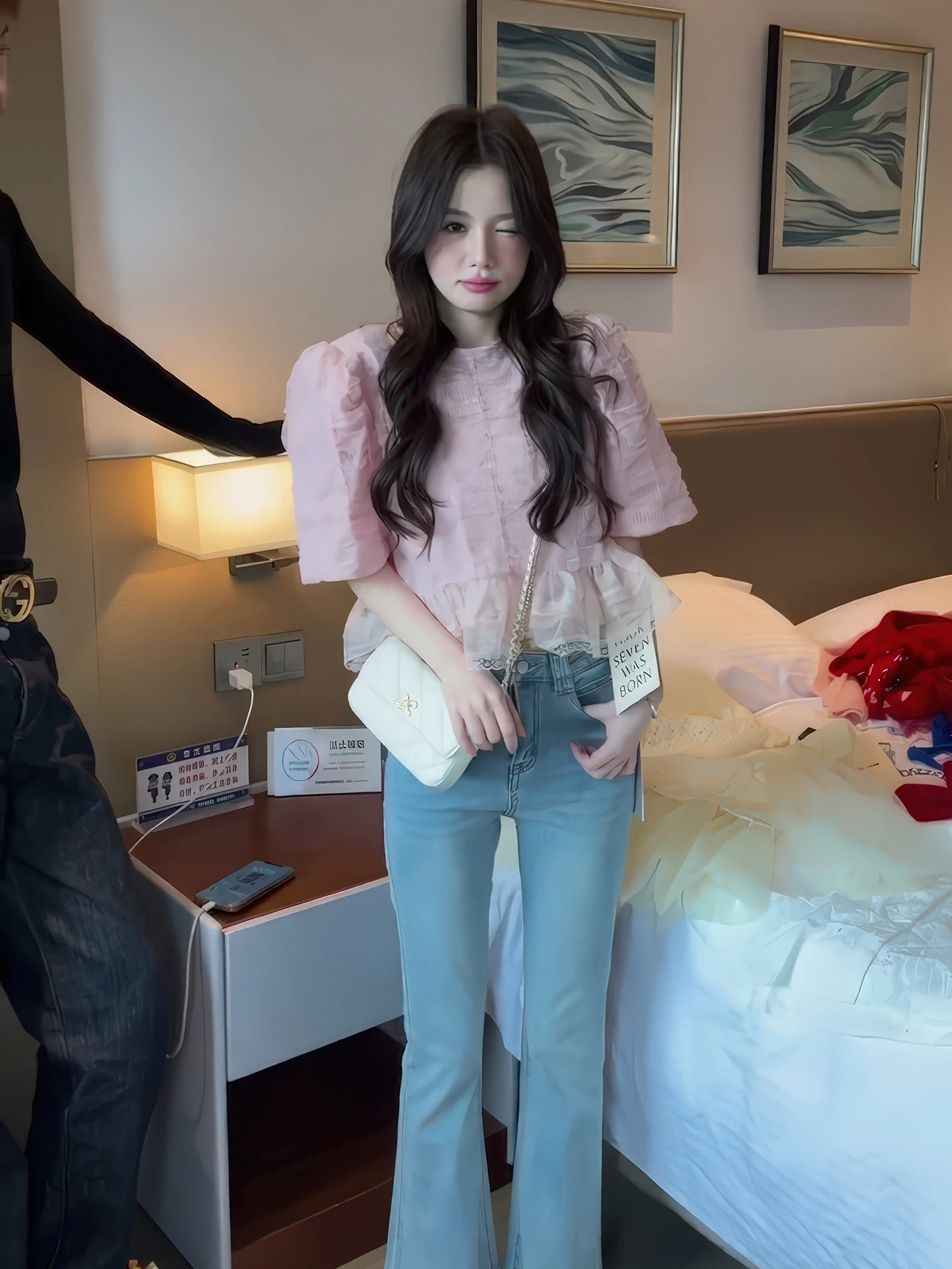 Sweet Fairy Style Lace Splice Bubble Sleeve Shirt Women's Summer New Style Slimming Top Gentle Wind Soft Fabric round Neck ...
Sweet Fairy Style Lace Splice Bubble Sleeve Shirt Women's Summer New Style Slimming Top Gentle Wind Soft Fabric round Neck ...