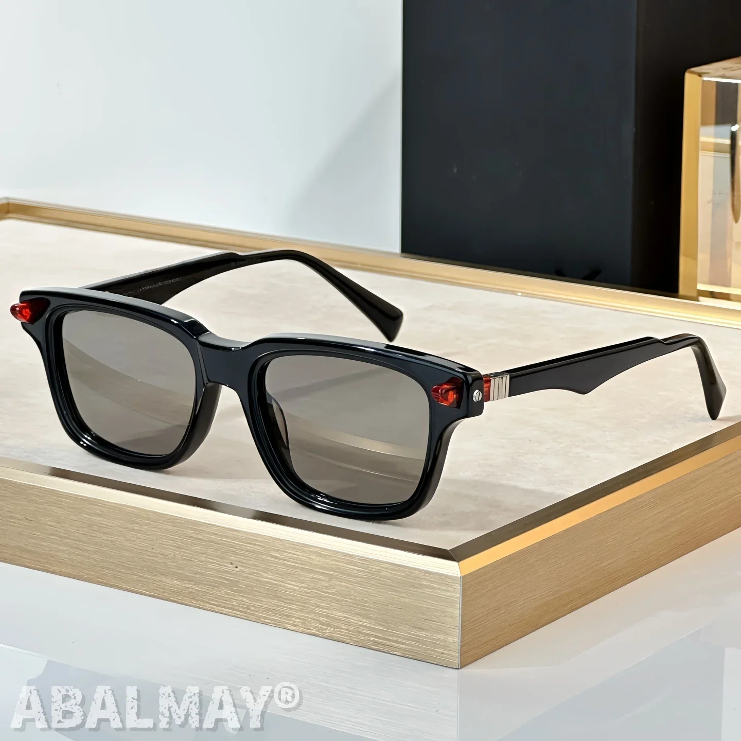 KUB Maske Q20 Size 53-20 Top Quality Sunglasses for Men Acetate Classic Women Luxury Designer Sunglasses UV400
KUB Maske Q20 Size 53-20 Top Quality Sunglasses for Men Acetate Classic Women Luxury Designer Sunglasses UV400