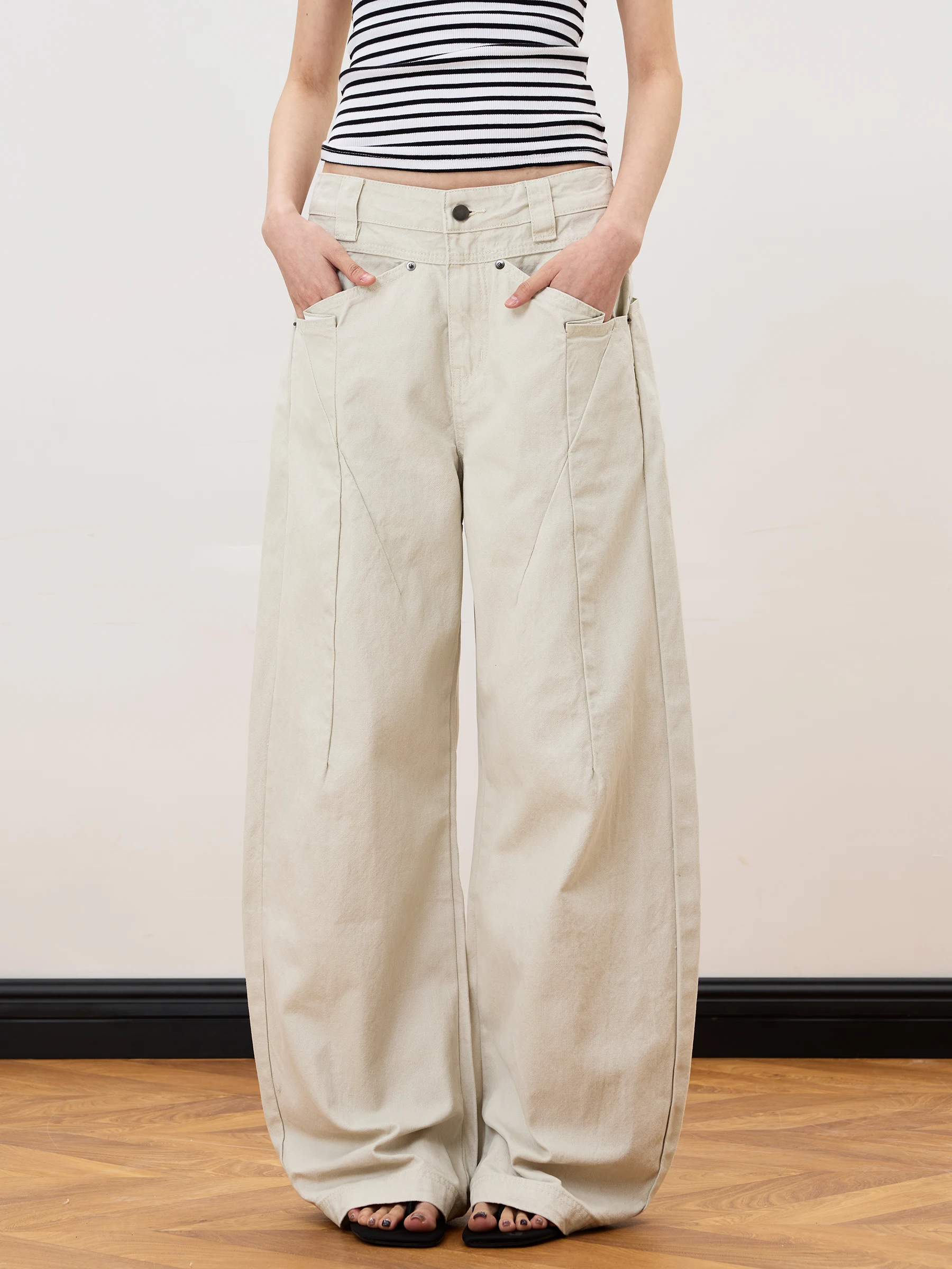 Junecut American Retro Decosition Knife Work Pants New Design Loose Casual Pants Men Women Casual Sle l Waist Zipper
Junecut American Retro Decosition Knife Work Pants New Design Loose Casual Pants Men Women Casual Sle l Waist Zipper