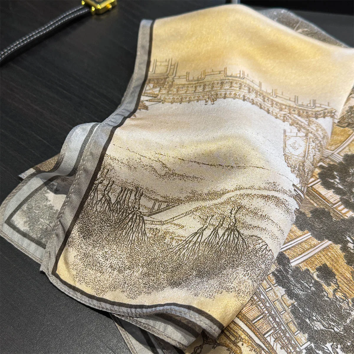 Брендовый шарф из 100% натурального шелка, женский платок, квадратная повязка на голову, шарфы, бандана, модный новый хиджаб, пончо с принтом, шарфы из пашмины
Брендовый шарф из 100% натурального шелка, женский платок, квадратная повязка на голову, шарфы, бандана, модный новый хиджаб, пончо с принтом, шарфы из пашмины