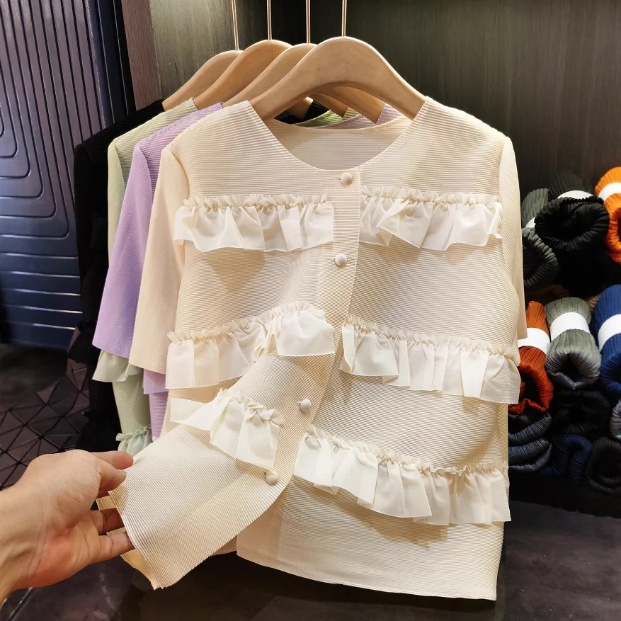 Miyake Pleated Shirt Ruffled Round Neck Short-sleeved Jacket Female 2025 Summer Casual Thin Versatile Single-breasted Cardigan 
Miyake Pleated Shirt Ruffled Round Neck Short-sleeved Jacket Female 2025 Summer Casual Thin Versatile Single-breasted Cardigan