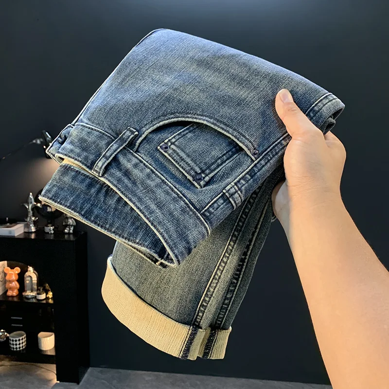 Свободные прямые джинсы мужские, осень 202, новый стиль, американский уличный модный бренд, эластичные универсальные повседневные длинные брюки
Свободные прямые джинсы мужские, осень 202, новый стиль, американский уличный модный бренд, эластичные универсальные повседневные длинные брюки