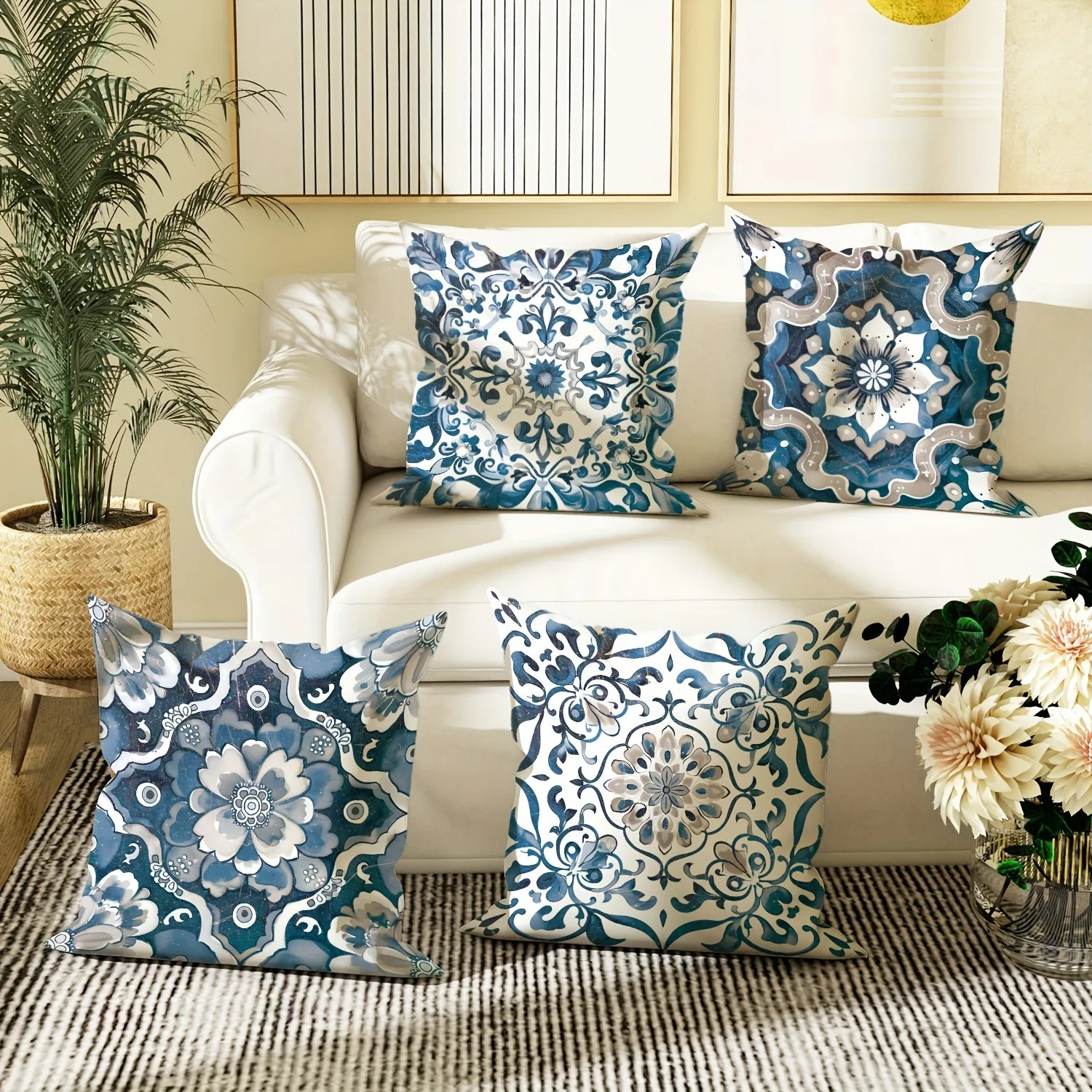 Blue and White Retro Pattern Home Decor Pillowcase Living Room Sofa Polyester Cushion Cover with Zipper
Blue and White Retro Pattern Home Decor Pillowcase Living Room Sofa Polyester Cushion Cover with Zipper