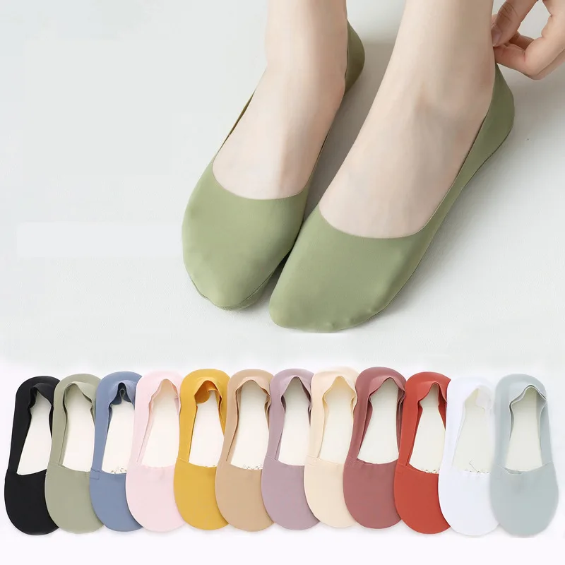 Women's Invisible Socks Women Cotton Invisible No Show Socks Non-Slip Solid Color Fashion Ankle Thin Slipper Sock
Women's Invisible Socks Women Cotton Invisible No Show Socks Non-Slip Solid Color Fashion Ankle Thin Slipper Sock