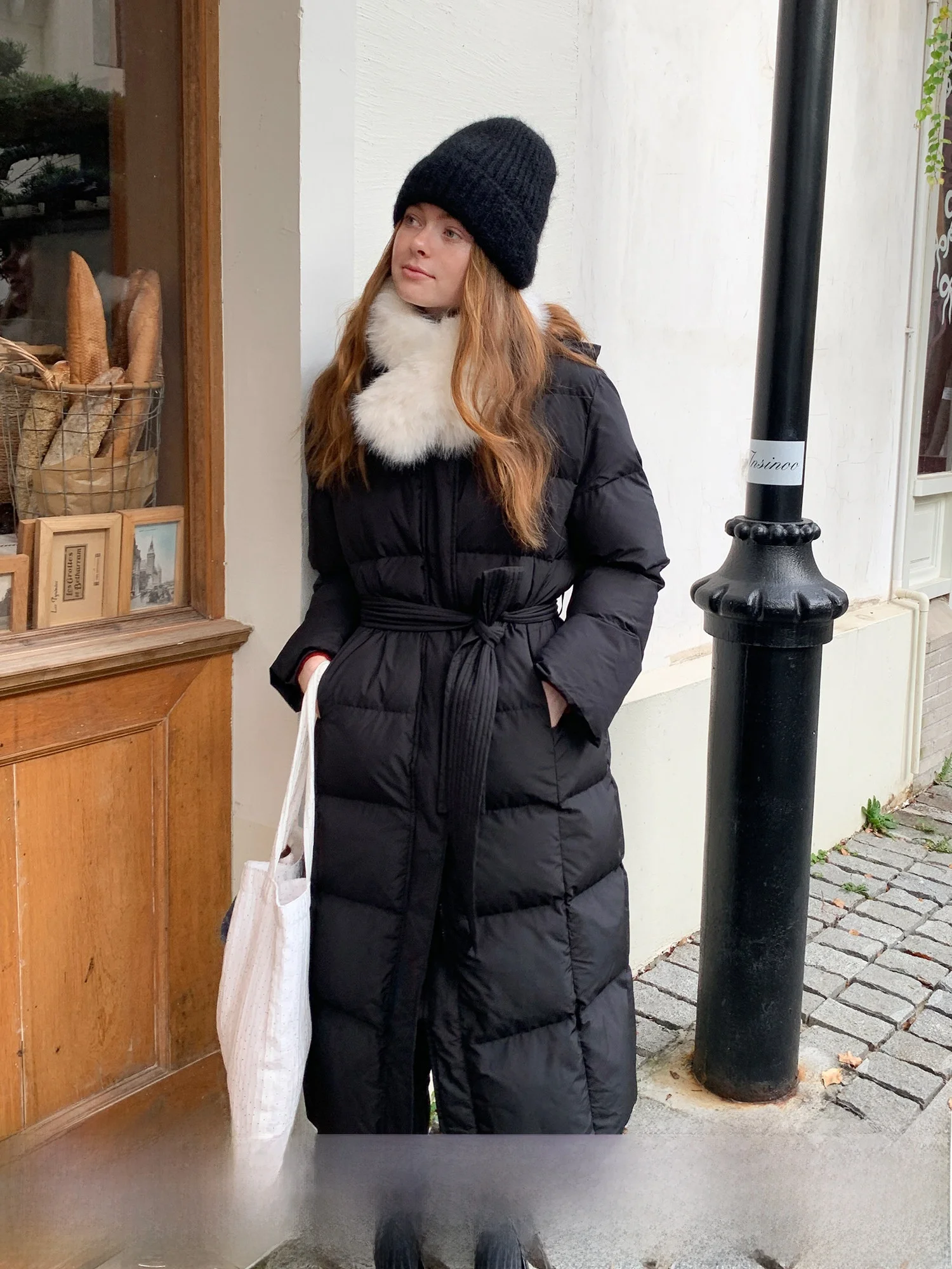 Black Mid-Length Hooded Thickened Warm Cotton Coat Eggka Stylish Slimming Top for Women Straight-Line Commute Style Zipper Cl...
Black Mid-Length Hooded Thickened Warm Cotton Coat Eggka Stylish Slimming Top for Women Straight-Line Commute Style Zipper Cl...