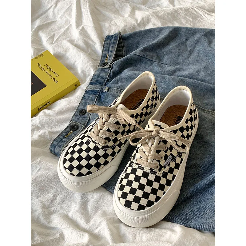 Японские кроссовки Sle Bla White id из парусины без шнуровки Thi Bot, новинка 2025, простые модные кроссовки с низким вырезом и круглым носком
Японские кроссовки Sle Bla White id из парусины без шнуровки Thi Bot, новинка 2025, простые модные кроссовки с низким вырезом и круглым носком