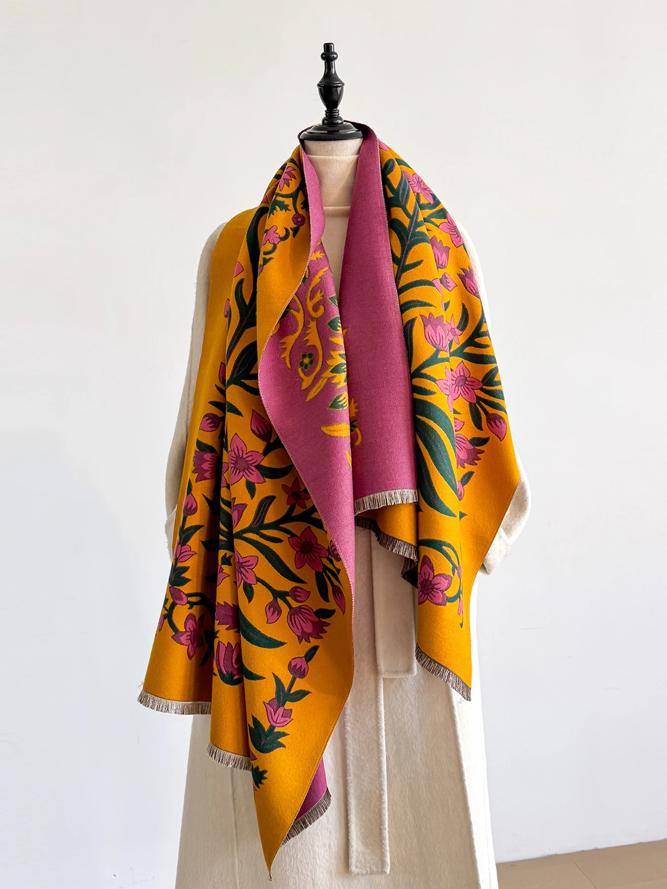 Новинка зимы 2025: элегантный женский шарф с узором, двухсторонние шали из плотной искусственной пашмины, теплый платок, женское одеяло
Новинка зимы 2025: элегантный женский шарф с узором, двухсторонние шали из плотной искусственной пашмины, теплый платок, женское одеяло