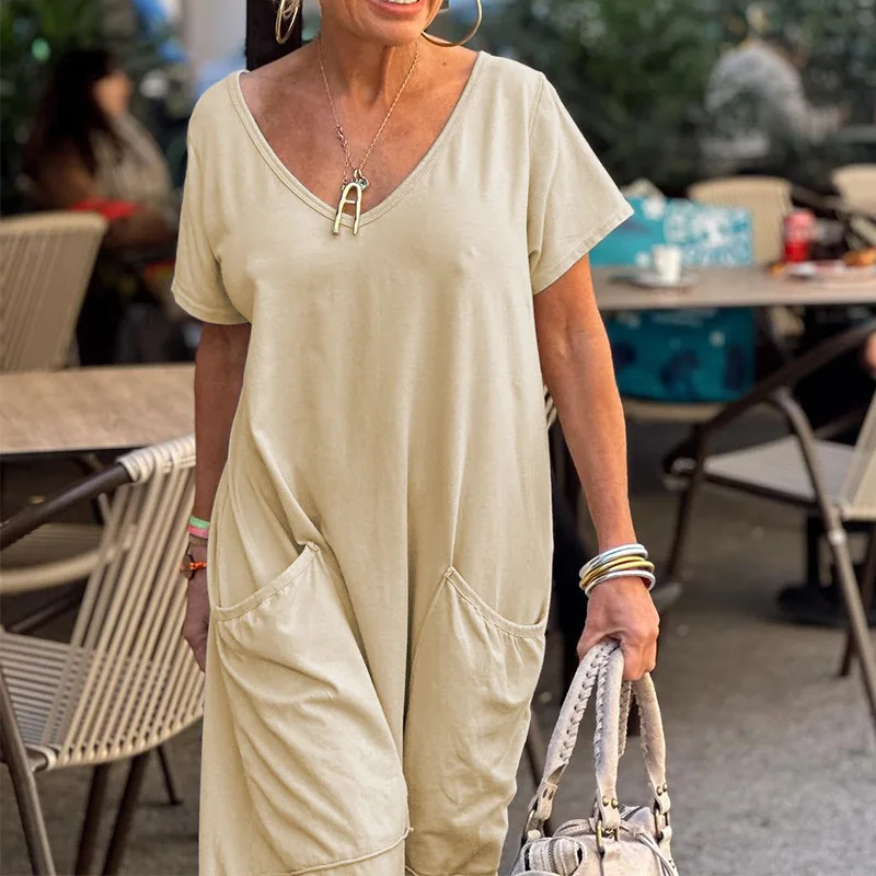 Summer Women Casual Pocket Solid Romper Elegant V-neck Short Sleeve Long Jumpsuit 2025 Fashion High Street Loose Party Playsuits
Summer Women Casual Pocket Solid Romper Elegant V-neck Short Sleeve Long Jumpsuit 2025 Fashion High Street Loose Party Playsuits
