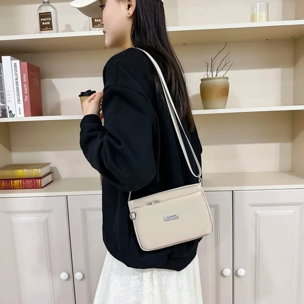 Large Capacity Women Crossbody Bag Waterproof Lightweight Shoulder Bag Adjustable Strap Nylon Messenger Handbag Mobile Wallet
Large Capacity Women Crossbody Bag Waterproof Lightweight Shoulder Bag Adjustable Strap Nylon Messenger Handbag Mobile Wallet