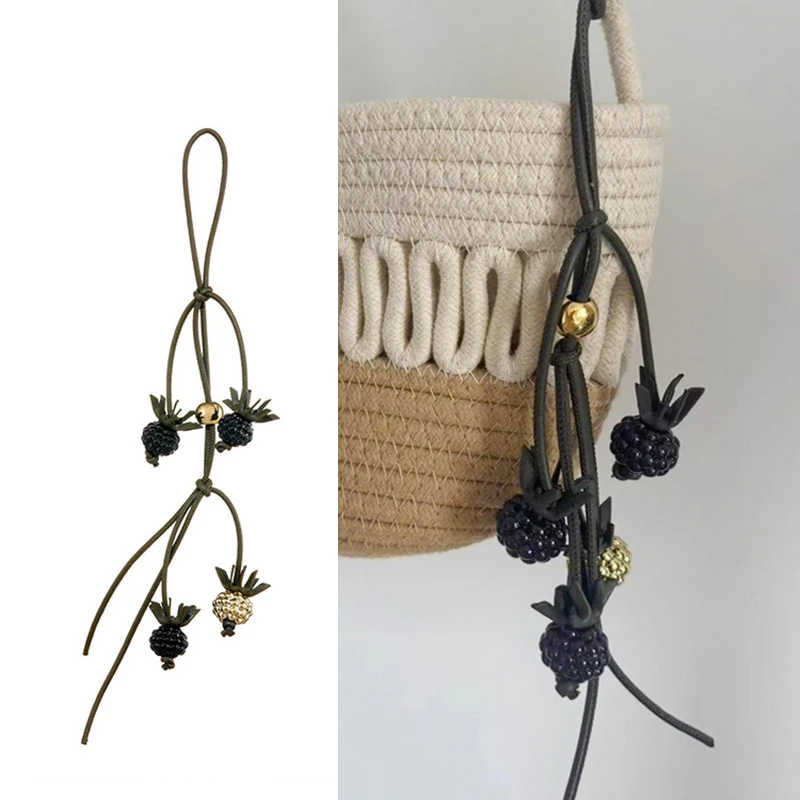 Новая сумка из воловьей кожи Berry Raspberry Blackberry Tomato, подвеска для женской сумки, модное украшение, подвесная сумка, аксессуары
Новая сумка из воловьей кожи Berry Raspberry Blackberry Tomato, подвеска для женской сумки, модное украшение, подвесная сумка, аксессуары
