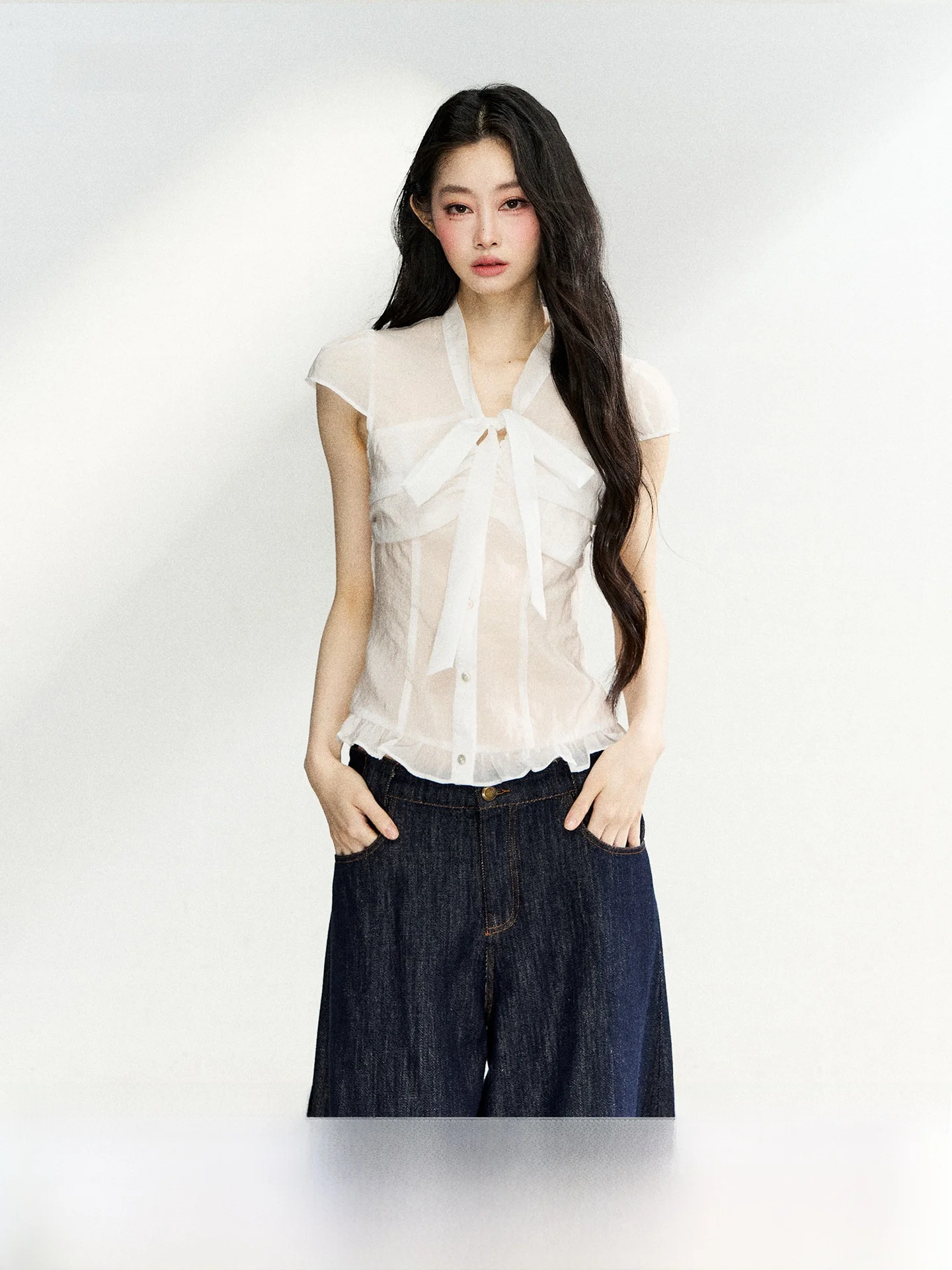 7Shiftin Original Design Stand Collar Shirt with Knot Transparent Slim Fit Short Sleeve Casual Style Women's Top
7Shiftin Original Design Stand Collar Shirt with Knot Transparent Slim Fit Short Sleeve Casual Style Women's Top