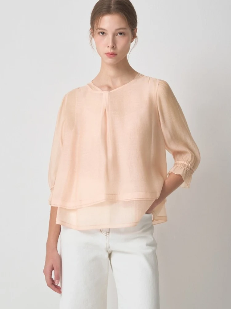 Elegant Korean Style Loose Comfortable Breathable Fashionable Summer New Arrival Fake Two-Piece Chiffon Top for Women
Elegant Korean Style Loose Comfortable Breathable Fashionable Summer New Arrival Fake Two-Piece Chiffon Top for Women