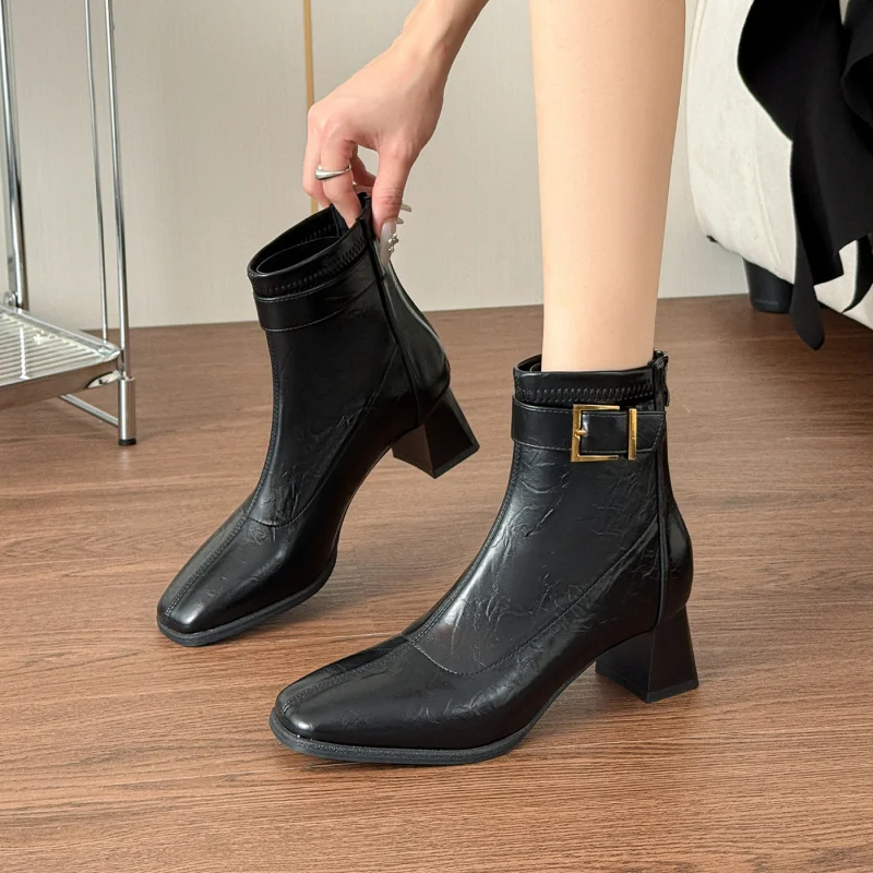 Chunky Heel Square Toe Autumn Winter Black Women's Ankle Boots French Style Back-zipper belt buckle new style women's high
Chunky Heel Square Toe Autumn Winter Black Women's Ankle Boots French Style Back-zipper belt buckle new style women's high