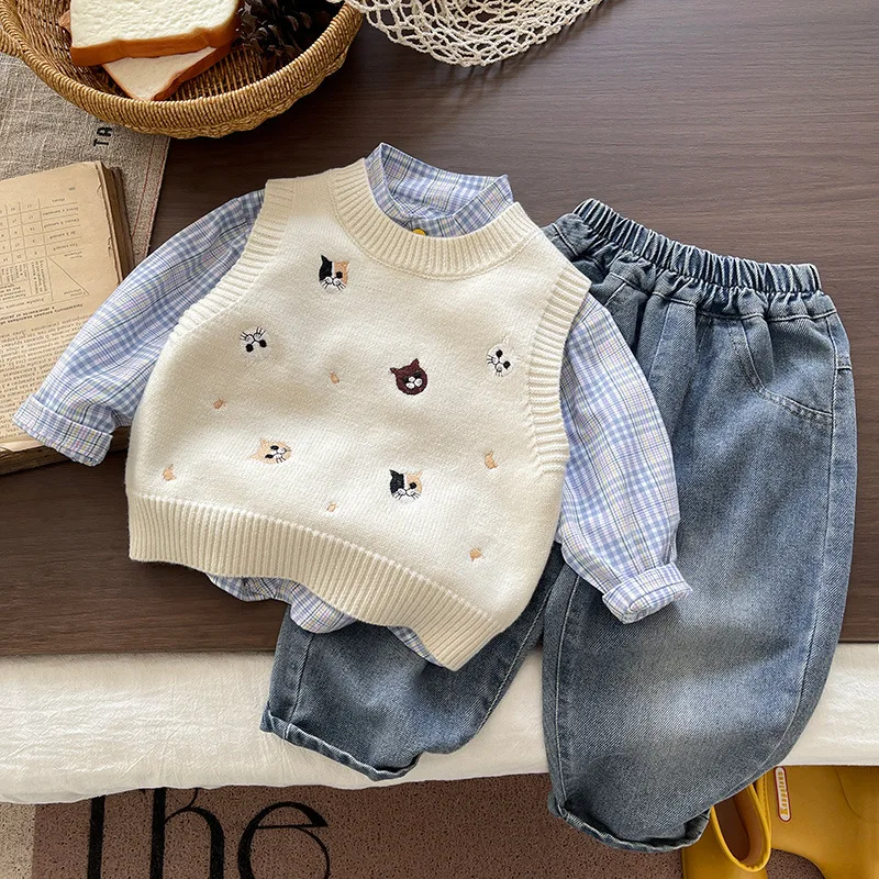 Three-piece Set Knitted Vest Boys Children New Spring Autumn Fashionable Comfortable All-matching Long Sleeves Loose
Three-piece Set Knitted Vest Boys Children New Spring Autumn Fashionable Comfortable All-matching Long Sleeves Loose