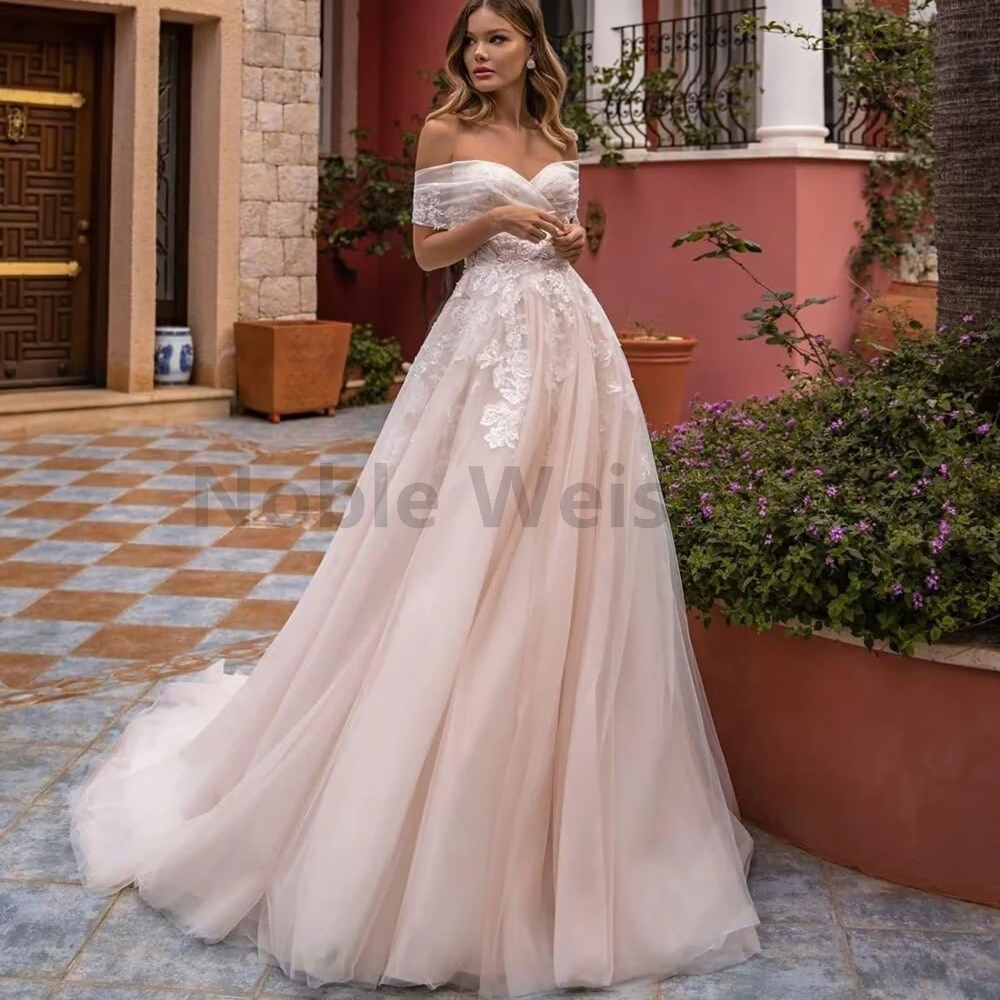 Tulle A-Line Wedding Dress with Sweep Train Appliques Elegant Bride Gown Customize
Tulle A-Line Wedding Dress with Sweep Train Appliques Elegant Bride Gown Customize