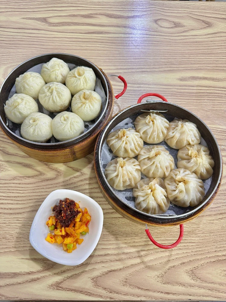 Промышленная машина для измельчения мяса из нержавеющей стали, производительность 500 кг/час, для нарезки свежего мяса, машина для измельчения мяса.
Промышленная машина для измельчения мяса из нержавеющей стали, производительность 500 кг/час, для нарезки свежего мяса, машина для измельчения мяса.