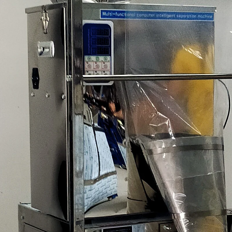 Автоматическая упаковочная машина для взвешивания и запечатывания пакетов для чая, многофункциональное оборудование для упаковки порошка в гранулах
Автоматическая упаковочная машина для взвешивания и запечатывания пакетов для чая, многофункциональное оборудование для упаковки порошка в гранулах