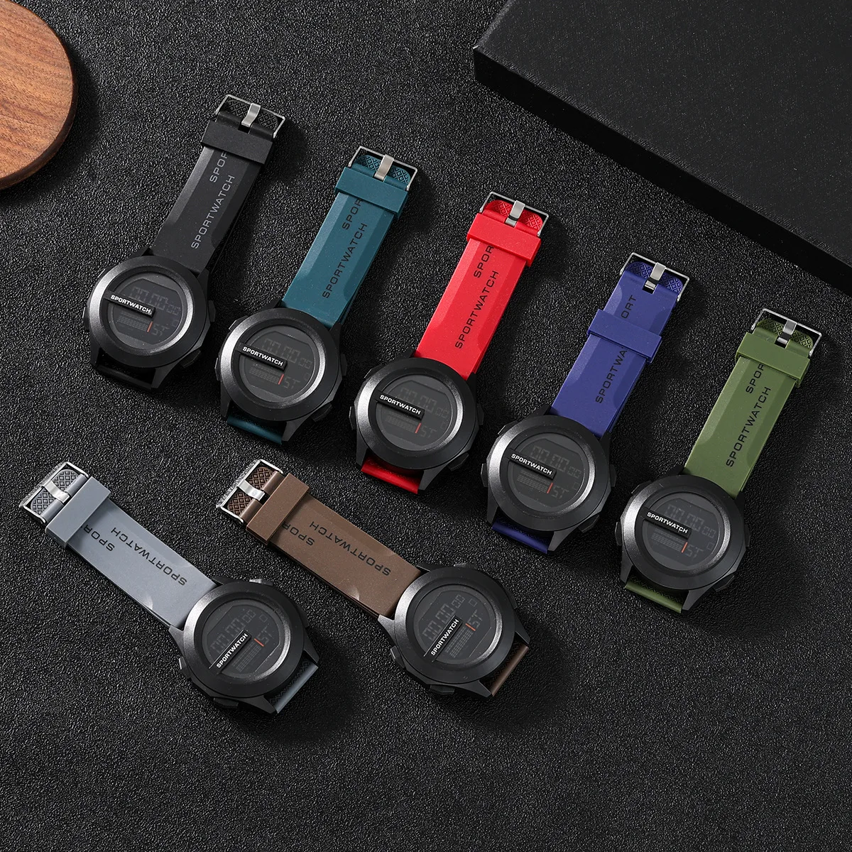 YIKAZE Men Sport LED Watches Top Brand Men Digital Clock Multi-Functional Rubber Man Fitnes Athlete Timekeeping Electronic Watch
YIKAZE Men Sport LED Watches Top Brand Men Digital Clock Multi-Functional Rubber Man Fitnes Athlete Timekeeping Electronic Watch