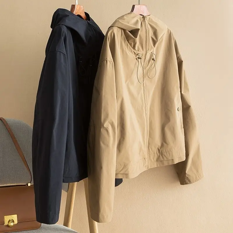 Short Trench coat Women's Fashion Spring Autumn Hooded Loose All-match Casual Outdoor Sports Windbreaker Female Outwear Tops
Short Trench coat Women's Fashion Spring Autumn Hooded Loose All-match Casual Outdoor Sports Windbreaker Female Outwear Tops