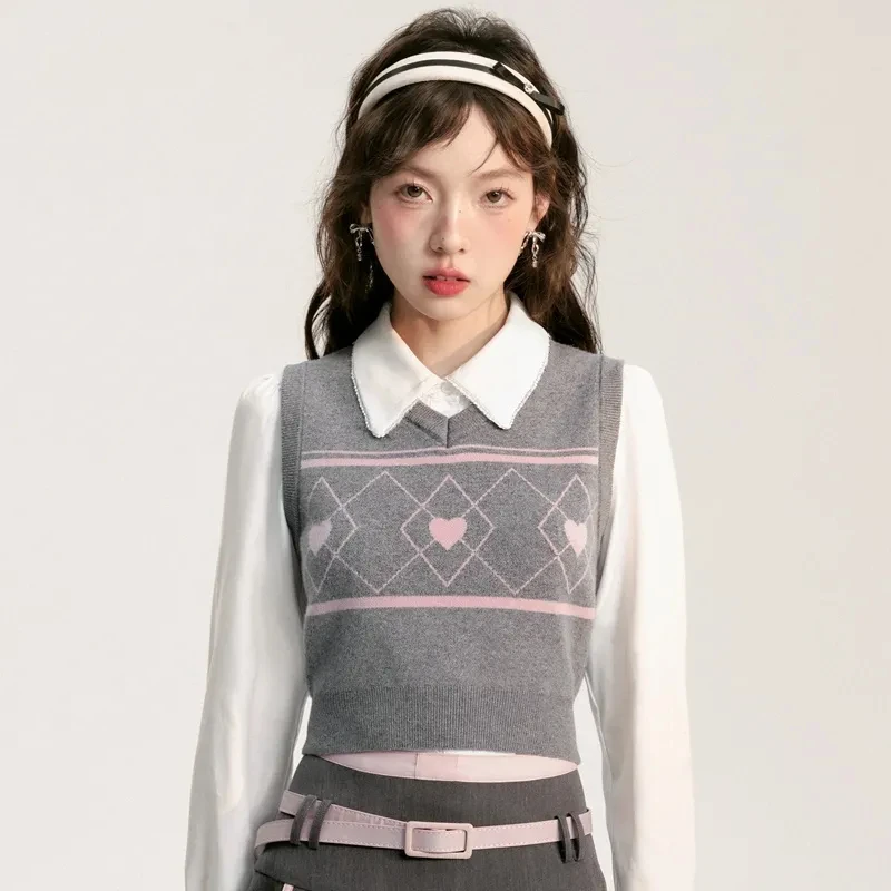 Preppy Style Argyle Heart Jacquard Knit Vest Women Autumn Vintage V Neck Slim Fit Overlap Sleeveless Sweater Y2k Pulls
Preppy Style Argyle Heart Jacquard Knit Vest Women Autumn Vintage V Neck Slim Fit Overlap Sleeveless Sweater Y2k Pulls
