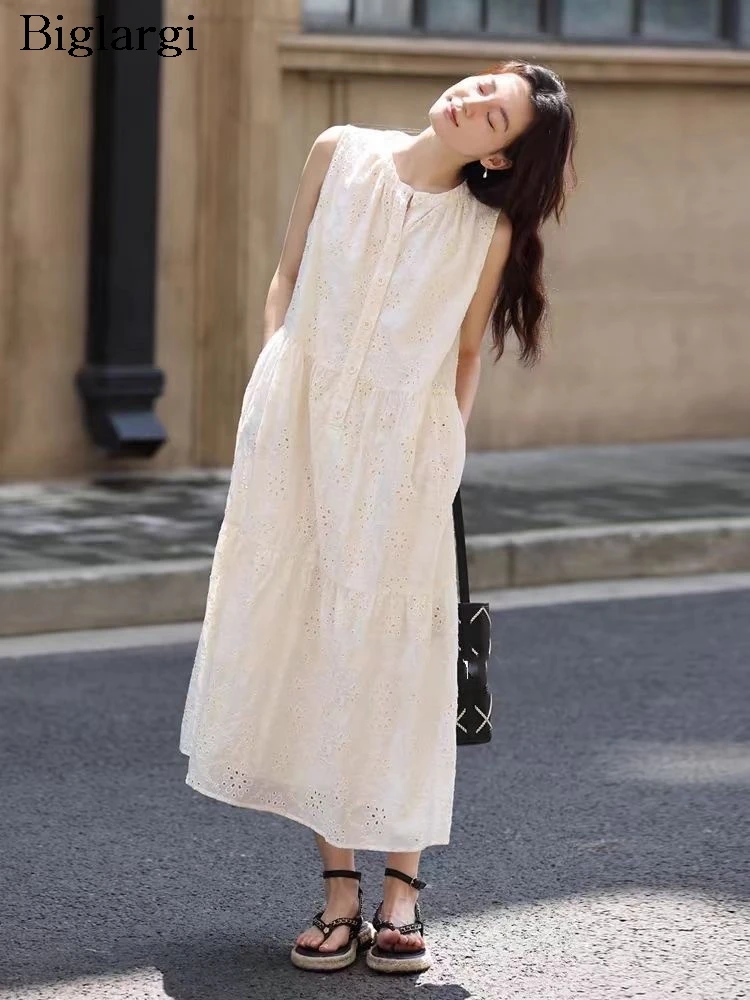 Oversized Summer Sleeveless Dress Women A-Line Ruffle Loose Ladies Dresses Casual Fashion Embroidery Woman Long Dress
Oversized Summer Sleeveless Dress Women A-Line Ruffle Loose Ladies Dresses Casual Fashion Embroidery Woman Long Dress