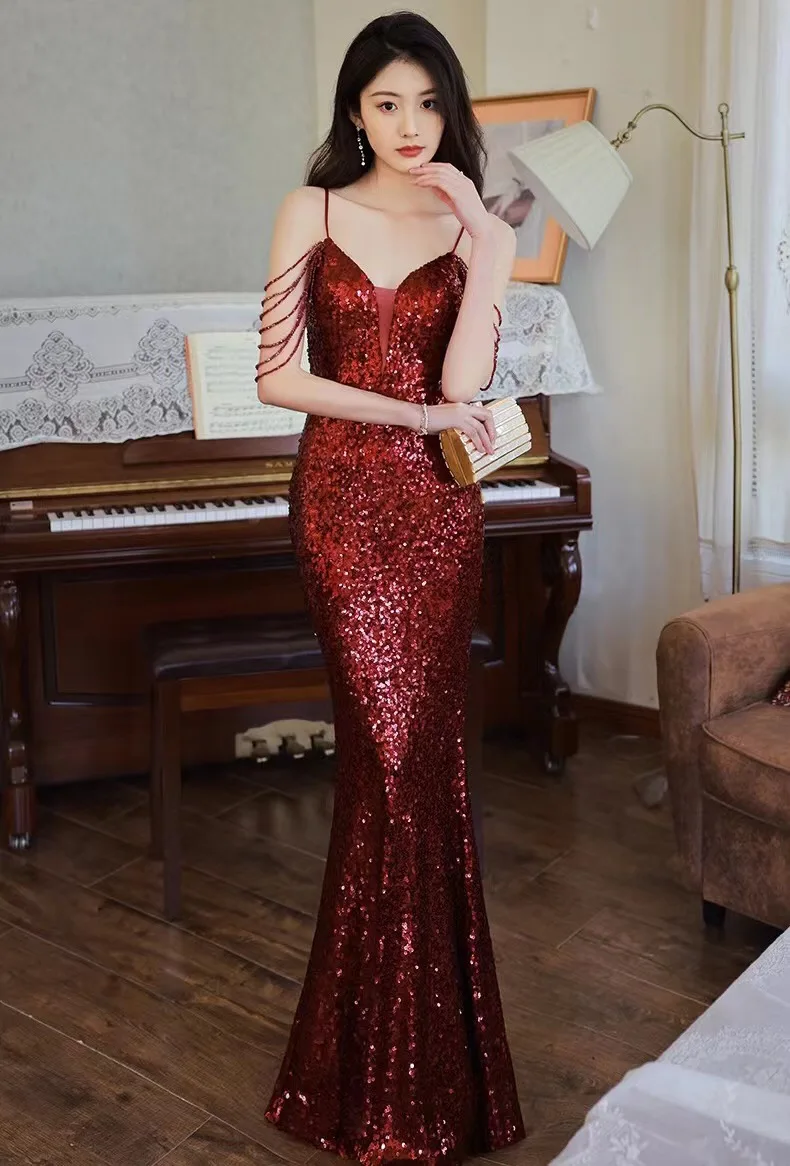 Burgundy Prom Dress Mermaid Spaghetti Strap Sexy Sequined Party Gown For Wedding
Burgundy Prom Dress Mermaid Spaghetti Strap Sexy Sequined Party Gown For Wedding