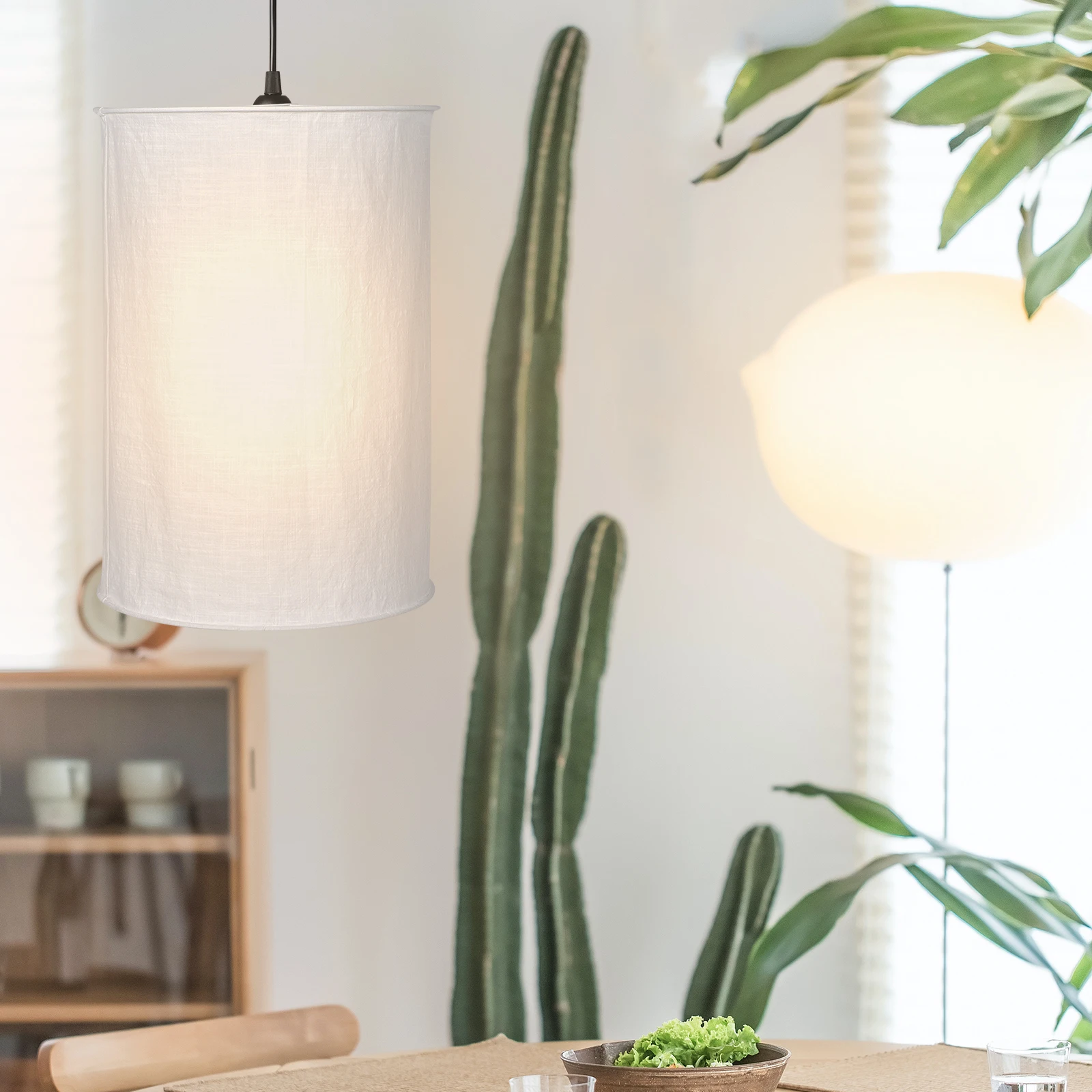 Long Cloth Lamp Shade Cylinder Hanging Light Shade Decorative Pendant Lampshade For Home Shop Bar White Vintage Large Chandelier
Long Cloth Lamp Shade Cylinder Hanging Light Shade Decorative Pendant Lampshade For Home Shop Bar White Vintage Large Chandelier