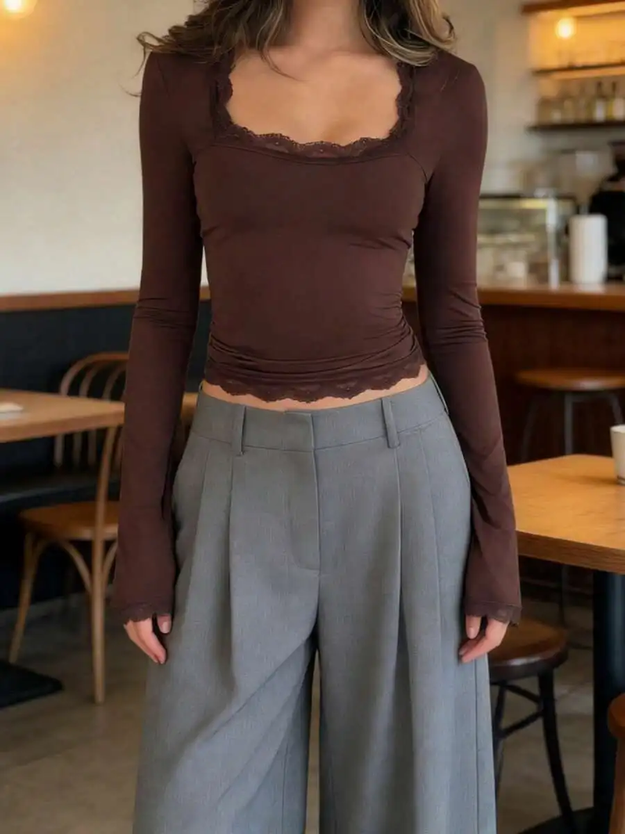 Женский коричневый укороченный топ с кружевной отделкой, длинными рукавами и квадратным вырезом
Женский коричневый укороченный топ с кружевной отделкой, длинными рукавами и квадратным вырезом