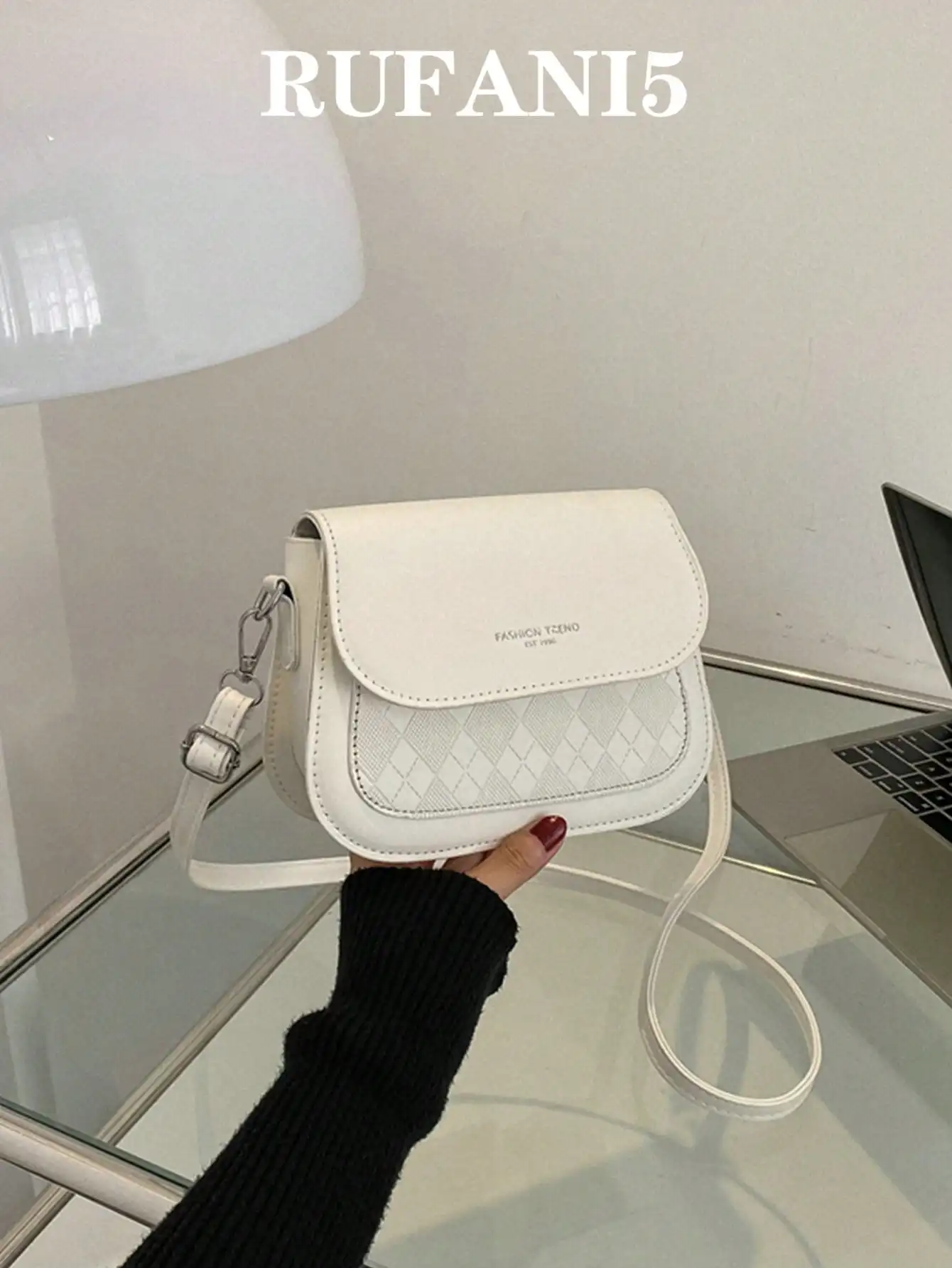 Mini Fashionable Solid Color Flap Saddle Bag, Women's Versatile Bow Metal Decor Shoulder Crossbody Bag, Suitable For Shopping, Wallet Carrying, Casual Outings, Ideal For Young Women, College Students, Career Starters, Office Ladies. Also Suitable For Offi
Mini Fashionable Solid Color Flap Saddle Bag, Women's Versatile Bow Metal Decor Shoulder Crossbody Bag, Suitable For Shopping, Wallet Carrying, Casual Outings, Ideal For Young Women, College Students, Career Starters, Office Ladies. Also Suitable For Offi