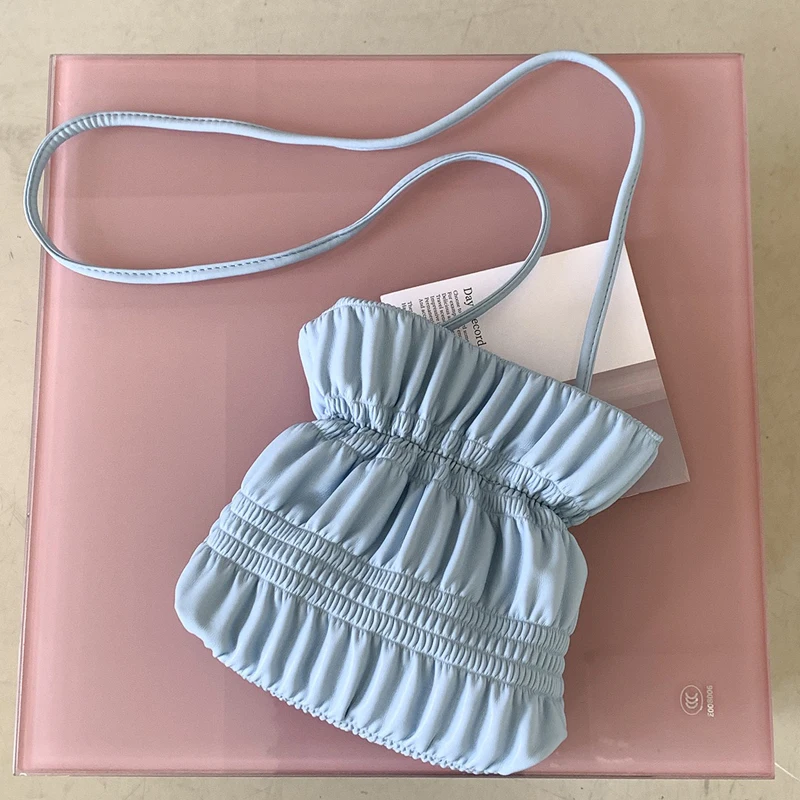 Casual Small Sling Bucket Bags For Women Luxury Designer Handbags And Purses 2026 New In PU Dmbroidery Ruffle Underarm Shoulder
Casual Small Sling Bucket Bags For Women Luxury Designer Handbags And Purses 2026 New In PU Dmbroidery Ruffle Underarm Shoulder