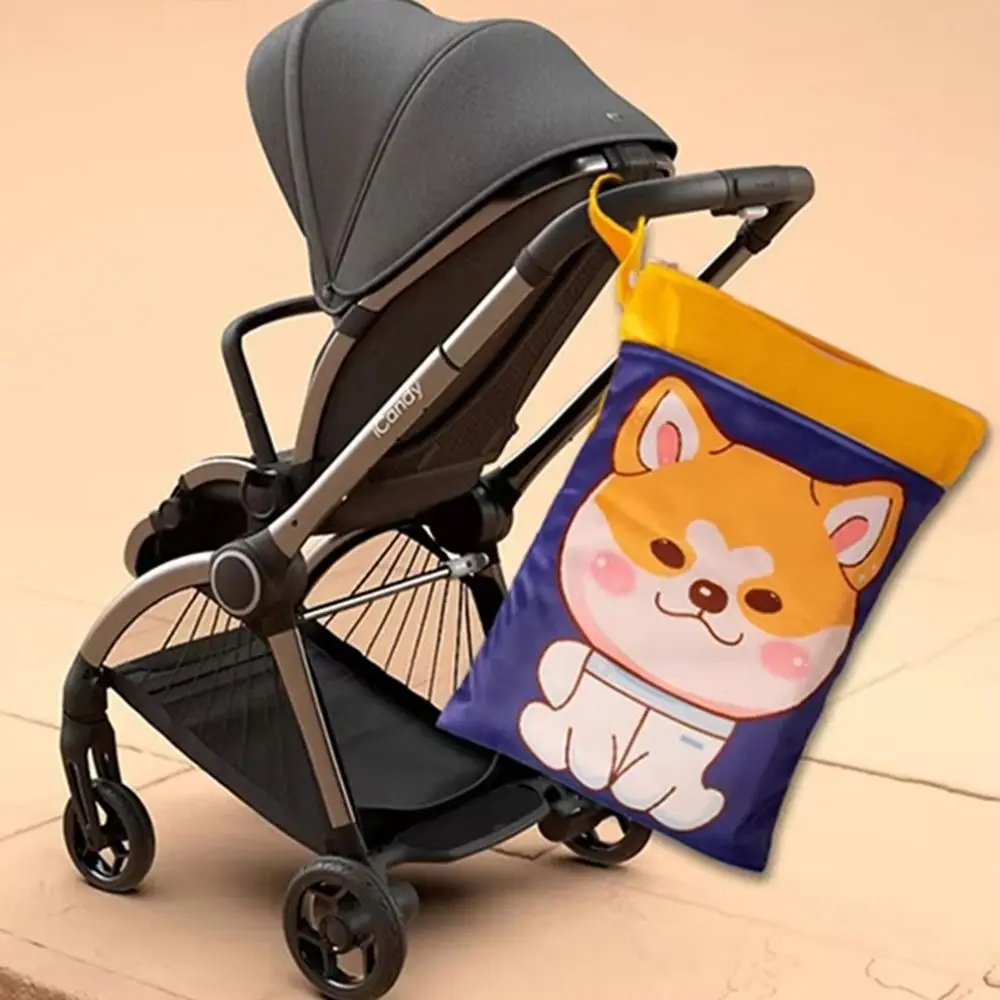 Stroller Bags Cartoon Wet Dry Bag Double Pocket Waterproof Diaper Nappy Bag Washable with Zippers Beach Bag for Home
Stroller Bags Cartoon Wet Dry Bag Double Pocket Waterproof Diaper Nappy Bag Washable with Zippers Beach Bag for Home