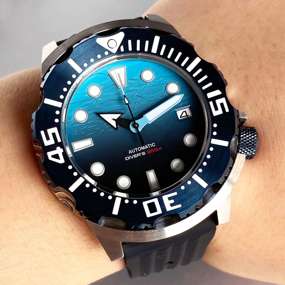 Tandorio NH35A Monster Автоматические мужские часы 200 м Водонепроницаемые дайверские часы Синий PVD AR Покрытие Сапфировое стекло Градиентный циферблат Дата 
Tandorio NH35A Monster Автоматические мужские часы 200 м Водонепроницаемые дайверские часы Синий PVD AR Покрытие Сапфировое стекло Градиентный циферблат Дата