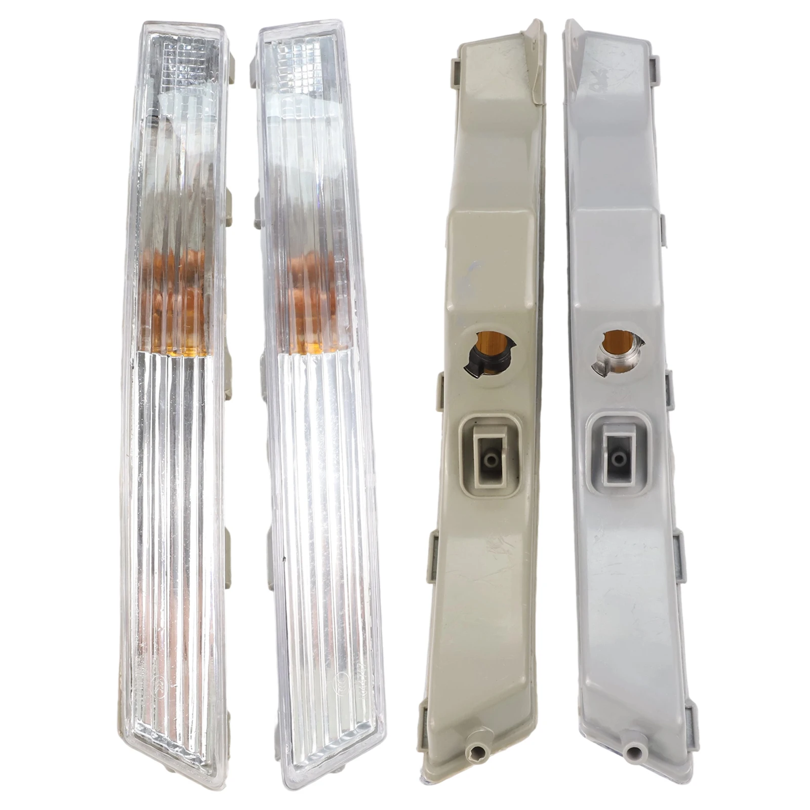Bumper Mountable Front Indicator Light Assembly Designed Specifically for the For Passats of the Year Range of 20062010
Bumper Mountable Front Indicator Light Assembly Designed Specifically for the For Passats of the Year Range of 20062010