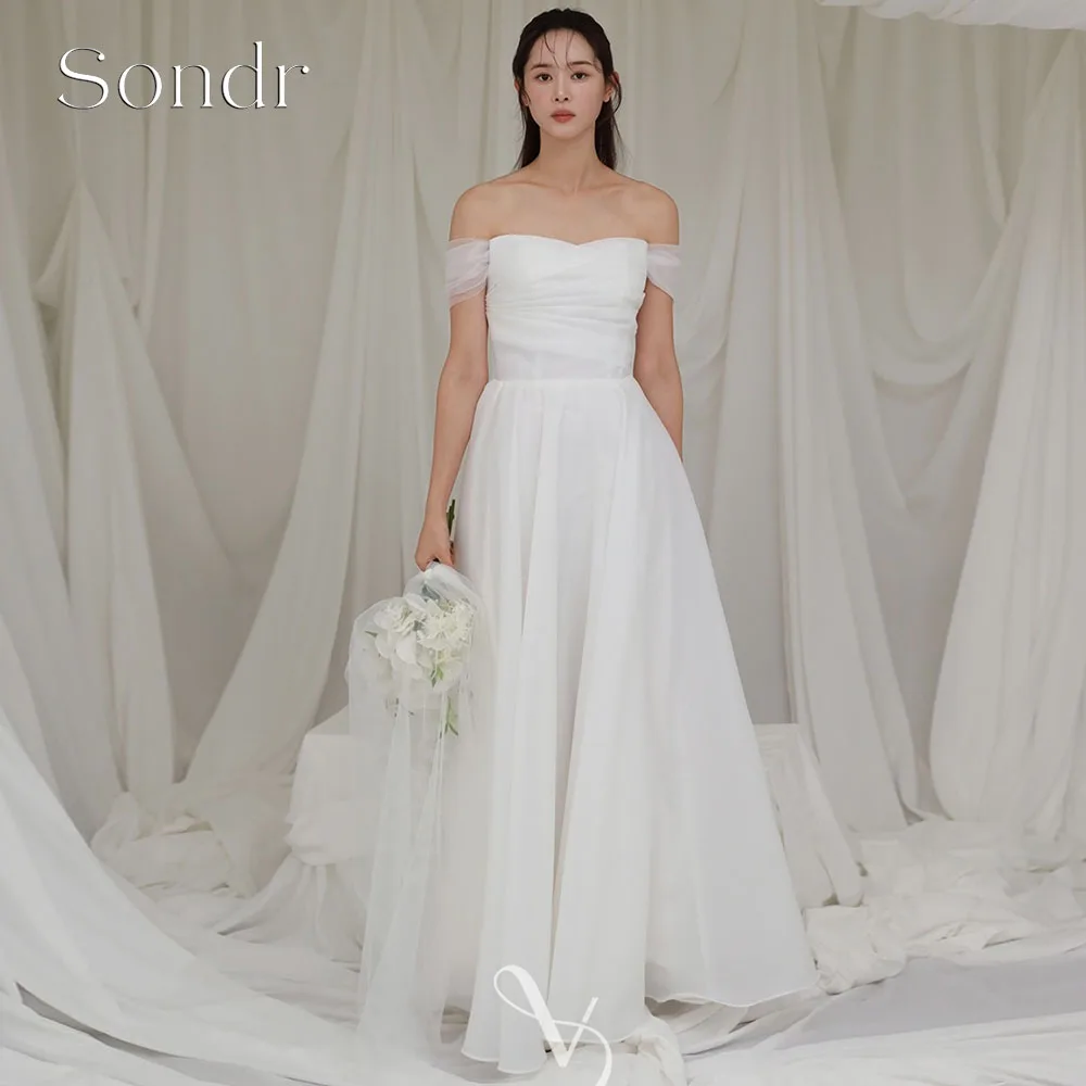 Sondr Customized Ivory Organza Korean Wedding Dresses Photo Shoot Off the Shoulder Princess A Line Long Bridal Gowns Corset
Sondr Customized Ivory Organza Korean Wedding Dresses Photo Shoot Off the Shoulder Princess A Line Long Bridal Gowns Corset