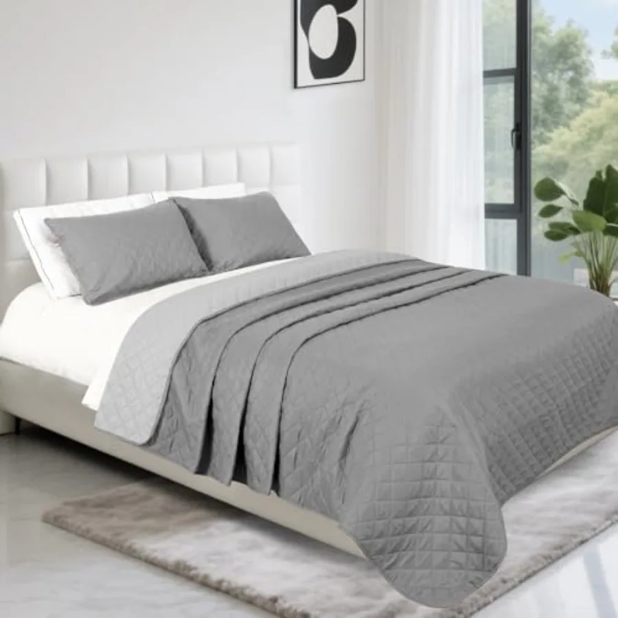 Full Queen Size Reversible Quilt Set with 1 Quilt and 2 Pillow Shams for Bedroom Decor Soft Lightweight Microfiber Bedspread wi
Full Queen Size Reversible Quilt Set with 1 Quilt and 2 Pillow Shams for Bedroom Decor Soft Lightweight Microfiber Bedspread wi