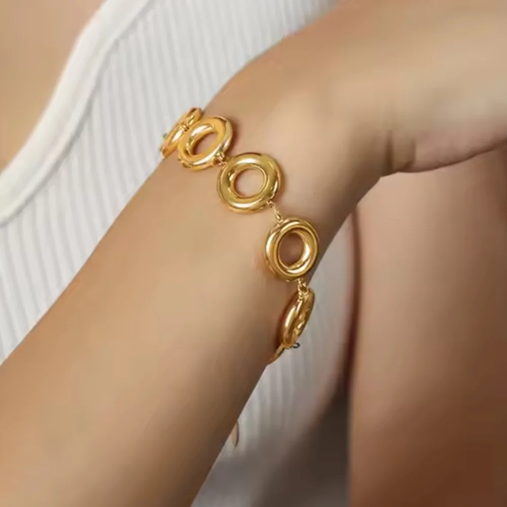 Fashion Stainless Steel Small Circular Ring Bracelet Necklace Set 18K Gold Plated Jewelry Girl Wrist Accessories Gifts
Fashion Stainless Steel Small Circular Ring Bracelet Necklace Set 18K Gold Plated Jewelry Girl Wrist Accessories Gifts