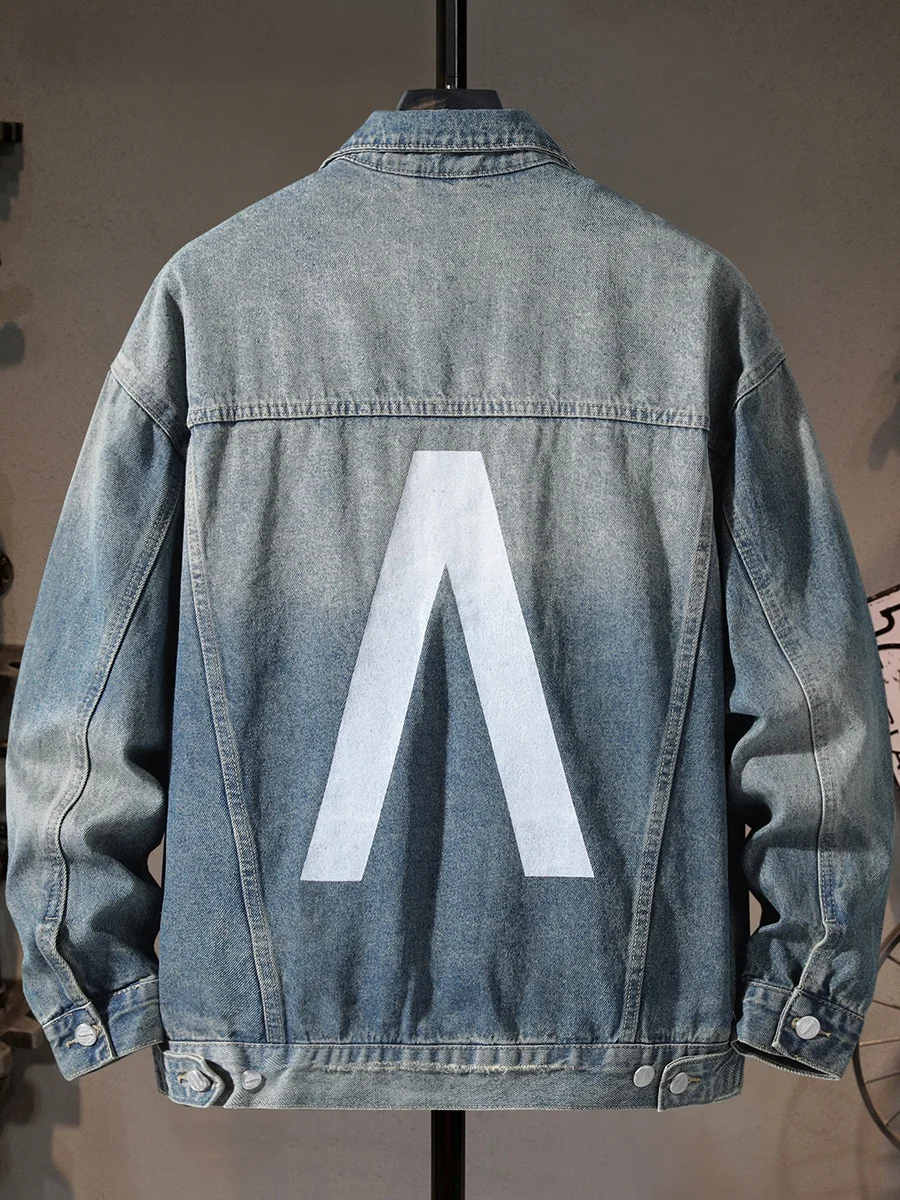 Мужская джинсовая куртка в стиле ретро West Coast, американский уличный стиль, с вышитыми буквами, рабочая куртка, свободный крой, длинный рукав, молодежная модель
Мужская джинсовая куртка в стиле ретро West Coast, американский уличный стиль, с вышитыми буквами, рабочая куртка, свободный крой, длинный рукав, молодежная модель