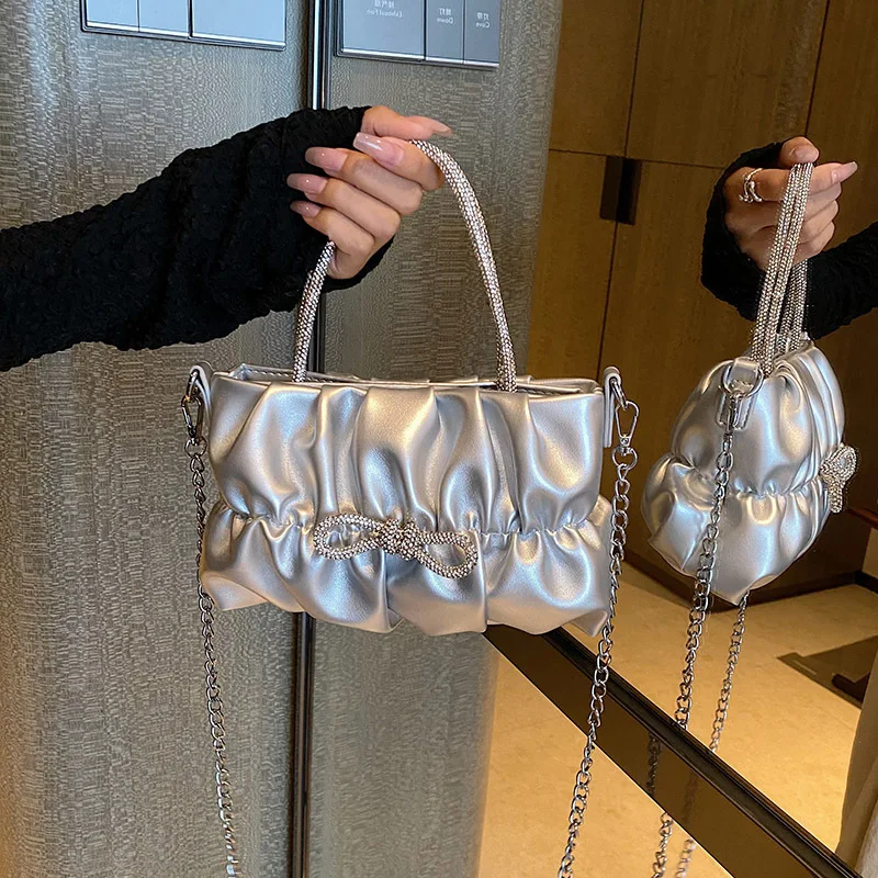 Fashion Mini Handbag Women's New 2023 Summer Pleated Chain Bag Senior Sense Crossbody Bag
Fashion Mini Handbag Women's New 2023 Summer Pleated Chain Bag Senior Sense Crossbody Bag
