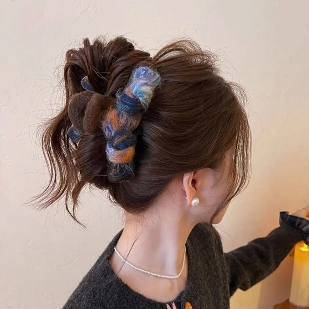 Cute Sweet Fabric Bowknot Hair Claws Korean Style Elegant Bow Claw Clip Headdress Fashion Women Hair Clips for Women Updo
Cute Sweet Fabric Bowknot Hair Claws Korean Style Elegant Bow Claw Clip Headdress Fashion Women Hair Clips for Women Updo