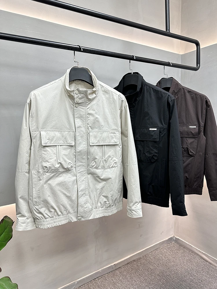 Мужская куртка с воротником-стойкой Весна 2025: Модная, универсальная, приталенная, однотонная, для повседневной носки и работы
Мужская куртка с воротником-стойкой Весна 2025: Модная, универсальная, приталенная, однотонная, для повседневной носки и работы