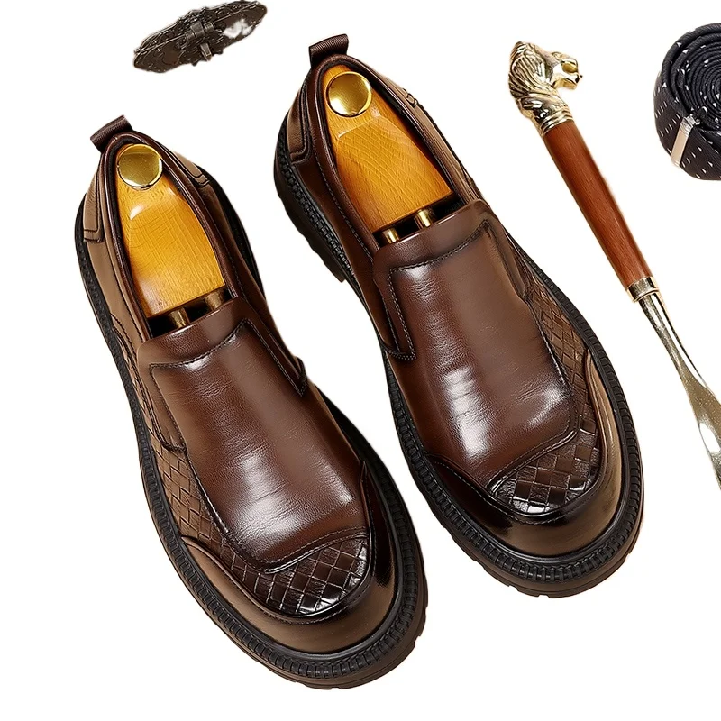 Men Sneakers Male tenis Luxury shoes Mens casual Trainer Race Breathable fashion loafers running Shoes for men
Men Sneakers Male tenis Luxury shoes Mens casual Trainer Race Breathable fashion loafers running Shoes for men