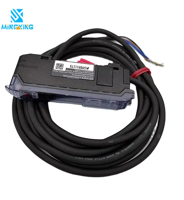 KEYENCE FS-V33 Fiber Amplifier Sensor Cable Type, Main Unit, NPN New
KEYENCE FS-V33 Fiber Amplifier Sensor Cable Type, Main Unit, NPN New