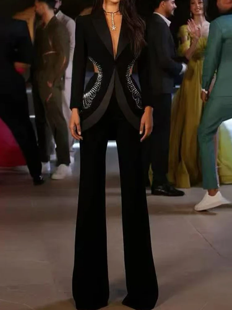 Сверхмощный костюм с полым поясом и лацканами с длинными рукавами, куртка + расклешенные брюки с высокой талией, новый осенний женский костюм из двух предметов
Сверхмощный костюм с полым поясом и лацканами с длинными рукавами, куртка + расклешенные брюки с высокой талией, новый осенний женский костюм из двух предметов