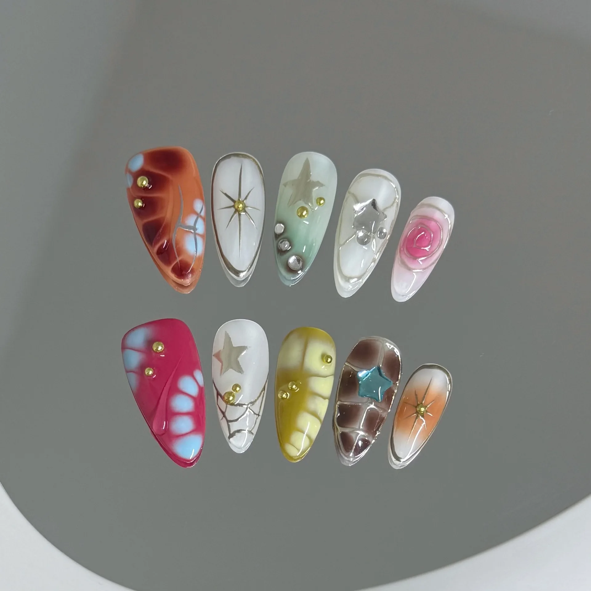 10PCS Sweet Colorful Handmade Blush Fake Nail Dopamine Hand-paint Flower Star French Press on Nails Ins Style Almond False Nails
10PCS Sweet Colorful Handmade Blush Fake Nail Dopamine Hand-paint Flower Star French Press on Nails Ins Style Almond False Nails