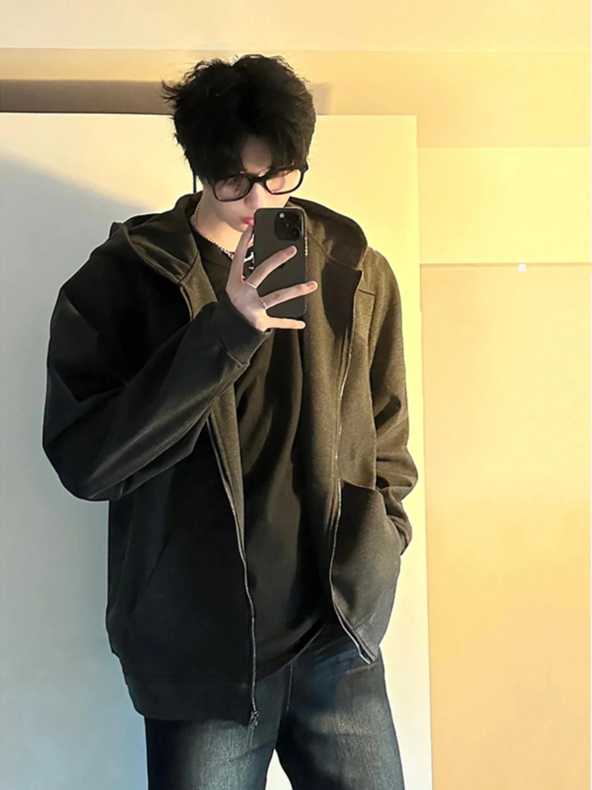 Deep ey American Sle Hoodie Cardigan Men's Spring Autumn Loose Fit High Sensation Cool Haome Outerwear Sweatirt
Deep ey American Sle Hoodie Cardigan Men's Spring Autumn Loose Fit High Sensation Cool Haome Outerwear Sweatirt