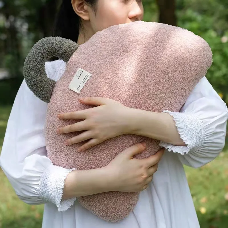 Bubble Kiss Briefcase Shape Throw Pillow for Sofa Bed Plush Pillow Photo Props Home Decoration Living Room Fluffy Back Cushion
Bubble Kiss Briefcase Shape Throw Pillow for Sofa Bed Plush Pillow Photo Props Home Decoration Living Room Fluffy Back Cushion