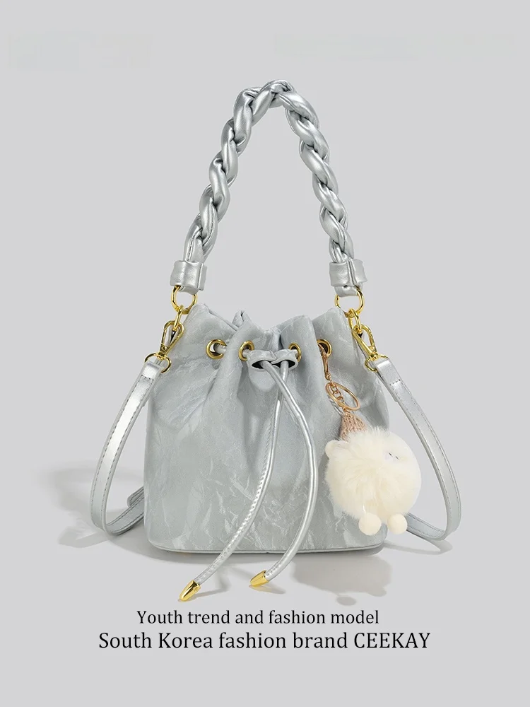Ceekay Original Design Bucket Bag Women's Crossbody Bag Luxury Sensation Summer New Style Single Shoulder Handbag
Ceekay Original Design Bucket Bag Women's Crossbody Bag Luxury Sensation Summer New Style Single Shoulder Handbag