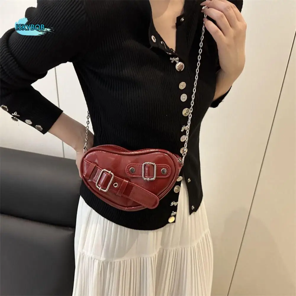 Fashion Designer Heart Cross Bag Buckle Y2k Heart Shoulder Bag Casual Gothic PU Leather Bag for Women
Fashion Designer Heart Cross Bag Buckle Y2k Heart Shoulder Bag Casual Gothic PU Leather Bag for Women