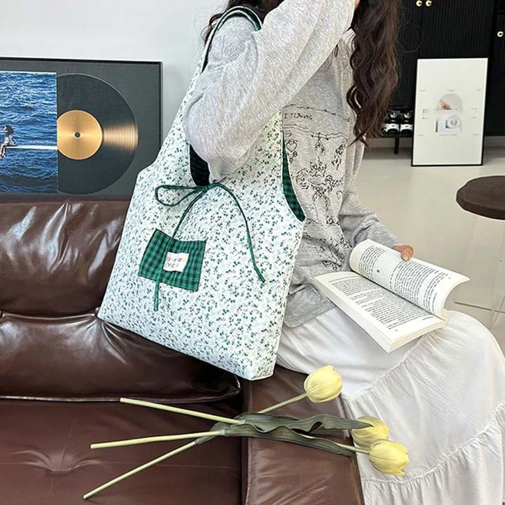 Sweet Double-sided Shoulder Pouch Lattice Contrast Color Plaid Cloth Vest Pouch Lightweight Bow Women Floral Handbag Spring
Sweet Double-sided Shoulder Pouch Lattice Contrast Color Plaid Cloth Vest Pouch Lightweight Bow Women Floral Handbag Spring