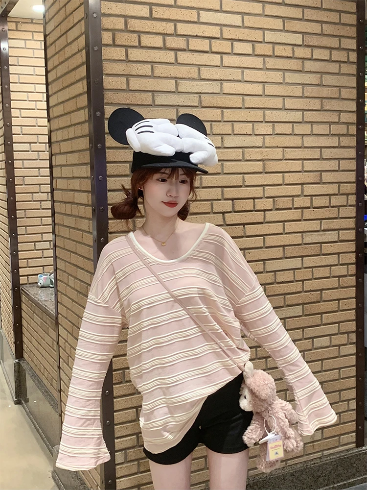 OKJJ Pink Striped round Ne Tie Dye Women's Summer New Loose Knitted Long Sve T-irt Versatile Casual Faion Top
OKJJ Pink Striped round Ne Tie Dye Women's Summer New Loose Knitted Long Sve T-irt Versatile Casual Faion Top